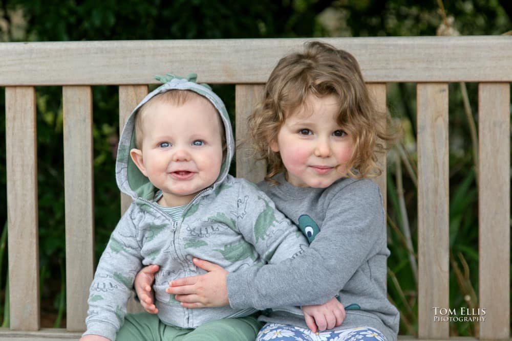 Seattle family photo session at the Bellevue Botanical Garden. Tom Ellis Photography, Seattle family photographer