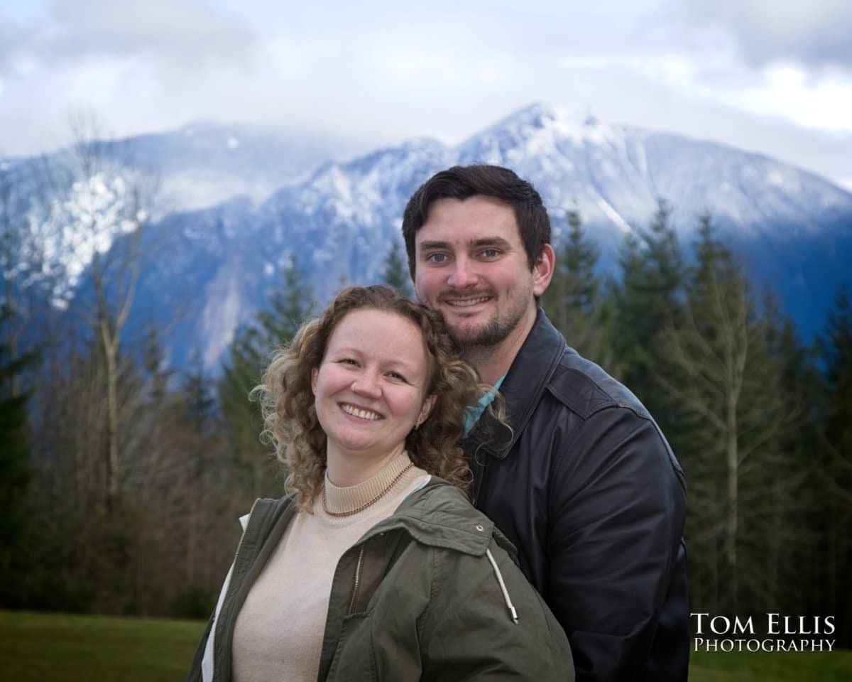 Seattle area engagement photos at North Bend. Tom Ellis Photography, Seattle engagement photographer